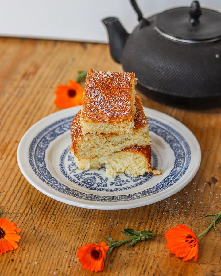 Coconut cake✨o semplicemente torta al cocco morbida e golosa da gustare! 

Si tratta di 