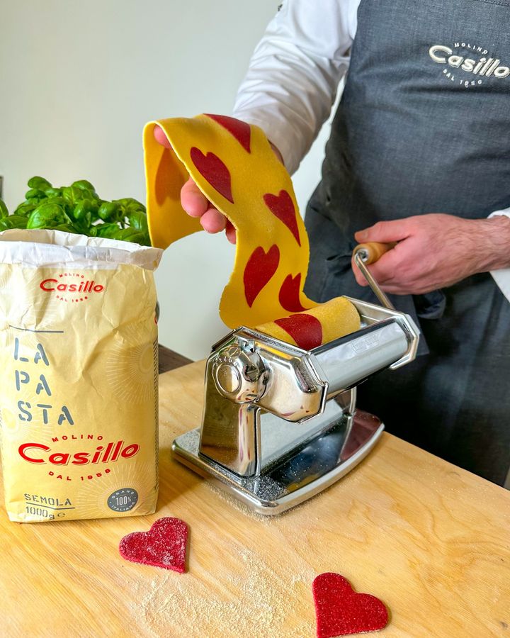 A #sanvalentino, dì “ti amo” in tutte le forme. 
O formati… di pasta.
Antonio Sgarra 